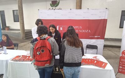 UGM Campus Cd. Mendoza Expone Su Oferta Educativa en la Feria del Empleo de Nogales, Veracruz